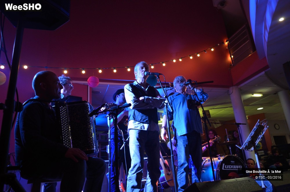 2/19 photos du spectacle Une Bouteille à la mer